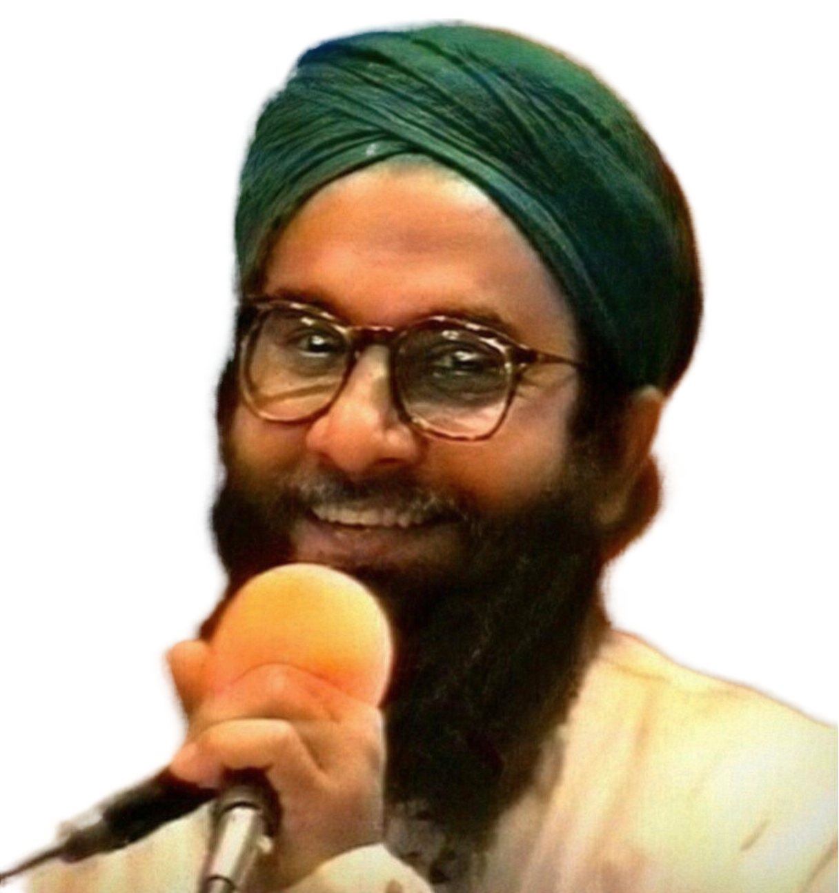 Muhammad Mushtaq Qadri reciting Naat with a microphone